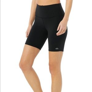Alo High-Waist Biker Short